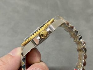 劳力士格林尼治型 II 126713 40毫米复刻表 rlxb063