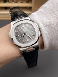 patek philippe nautilus 5711g 40mm replica pp023
