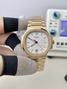 patek philippe nautilus 7118/1200r 35.2mm replica pp006