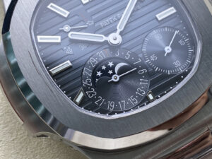 patek philippe nautilus 5712/1a 40mm replica pp033