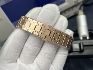 audemars piguet royal oak selfwinding 15451or 37mm replica ap037