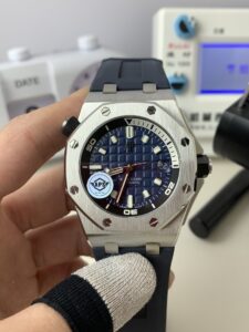 audemars piguet royal oak offshore diver 15720st 42mm replica ap011