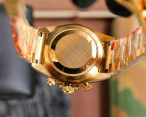 rolex oyster perpetual cosmograph daytona (rainbow bezel aftermarket diamond) 40mm replica rlxb097