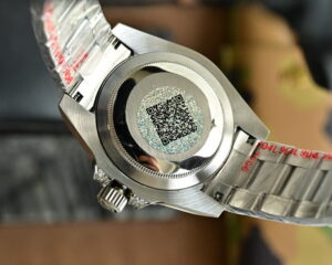 rolex submariner (rainbow bezel aftermarket diamond) 41mm replica rlxb095