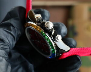 rolex oyster perpetual cosmograph daytona (rainbow bezel aftermarket diamond) 40mm replica rlxb096