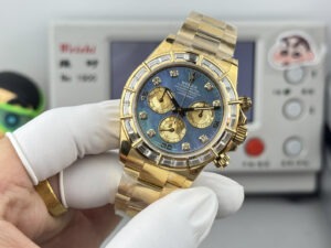 rolex cosmograph daytona double lensed spectacles features genuine moissanite bezel with real moissanite bezel116568 40mm replica rlxb126