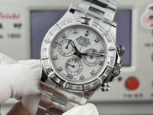 rolex cosmograph daytona double lensed spectacles features genuine moissanite bezel with real moissanite bezel 116568 40mm replica rlxb127