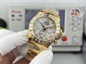 rolex cosmograph daytona double lensed spectacles features genuine moissanite bezel with real moissanite bezel 116568 mm replica rlxb128